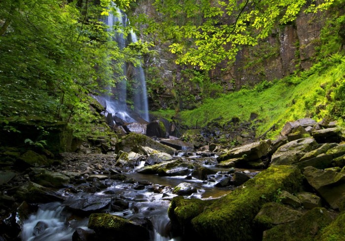 melincwrt-waterfall-near-neath-jigsaw-puzzle-1000-pieces.74849-1.fs.jpg