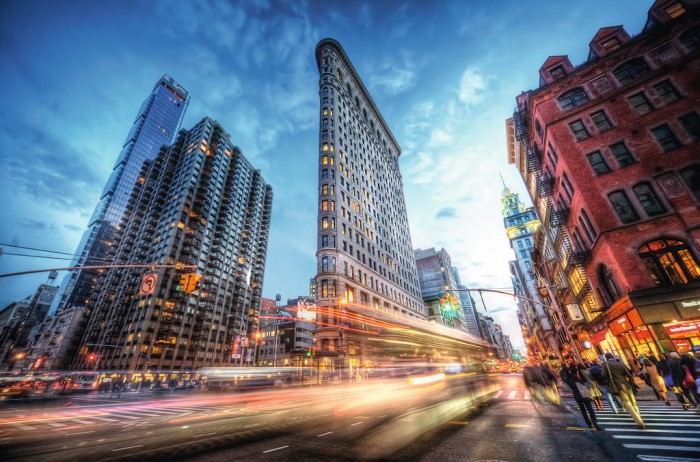 flat-iron-building-jigsaw-puzzle-3000-pieces.61023-1.fs.jpg