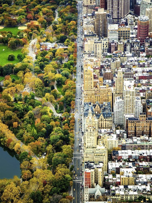divided-town-jigsaw-puzzle-1500-pieces.55443-1.fs.jpg