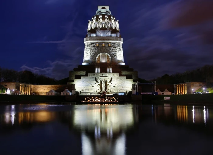 grafika-kids-volkerschlachtdenkmal-leipzig-germany-jigsaw-puzzle-300-pieces.59586-1.fs.jpg