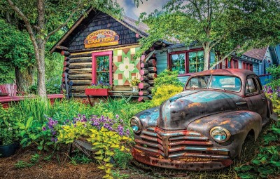 SunsOut 550 - Celebrate Life Gallery - Part of the Garden