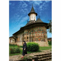 jigsaw-puzzle-1000-pieces-romania-sucevite-monastery.8920-1.fs.jpg