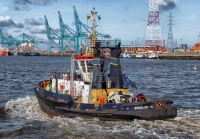 tugboat-in-antwerp-jigsaw-puzzle-1000-pieces.53133-1.fs.jpg