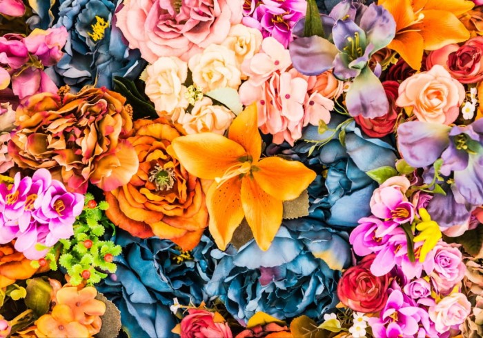artificial-bunch-of-vintage-flowers-jigsaw-puzzle-1000-pieces_51700-1_fs.jpg