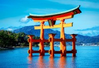 Bluebird Puzzle 1500 - The Torii of Itsukushima Srine.jpg