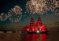 bluebird-puzzle-fireworks-around-a-sailboat-jigsaw-puzzle-500-pieces.90975-1.fs.jpg