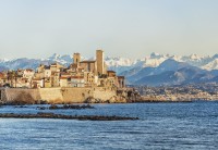 bluebird-puzzle-antibes-france-jigsaw-puzzle-1000-pieces.92893-1.fs.jpg