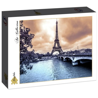 Grafika 2000 - Eiffel Tower from Seine. Winter rainy day in Paris