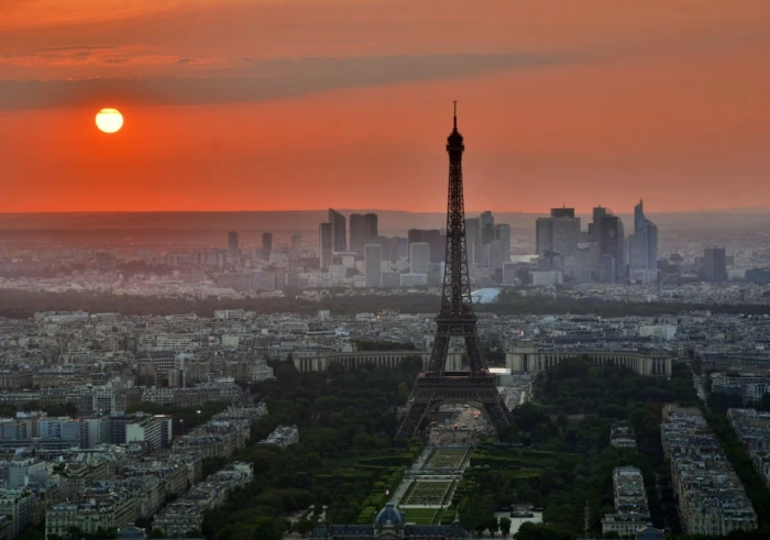 paris-france-jigsaw-puzzle-1000-pieces_53008-1_fs.jpg