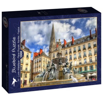Bluebird 1000 - 44 - Loire Atlantique - Place Royale, Nantes, France