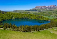 bluebird-puzzle-lac-pavin-auvergne-france-jigsaw-puzzle-1000-pieces.94152-1.fs.jpg