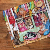 G3573_Puss_in_Boots_500XL_Piece_Wood_Background_Cropped.webp