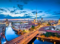 deutschland-edition-berlin-au-crepuscule-puzzle-2000-pieces.60677-1.fs.jpg