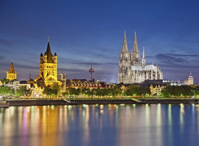 deutschland-edition-kolner-dom-puzzle-2000-pieces.60700-1.fs.jpg